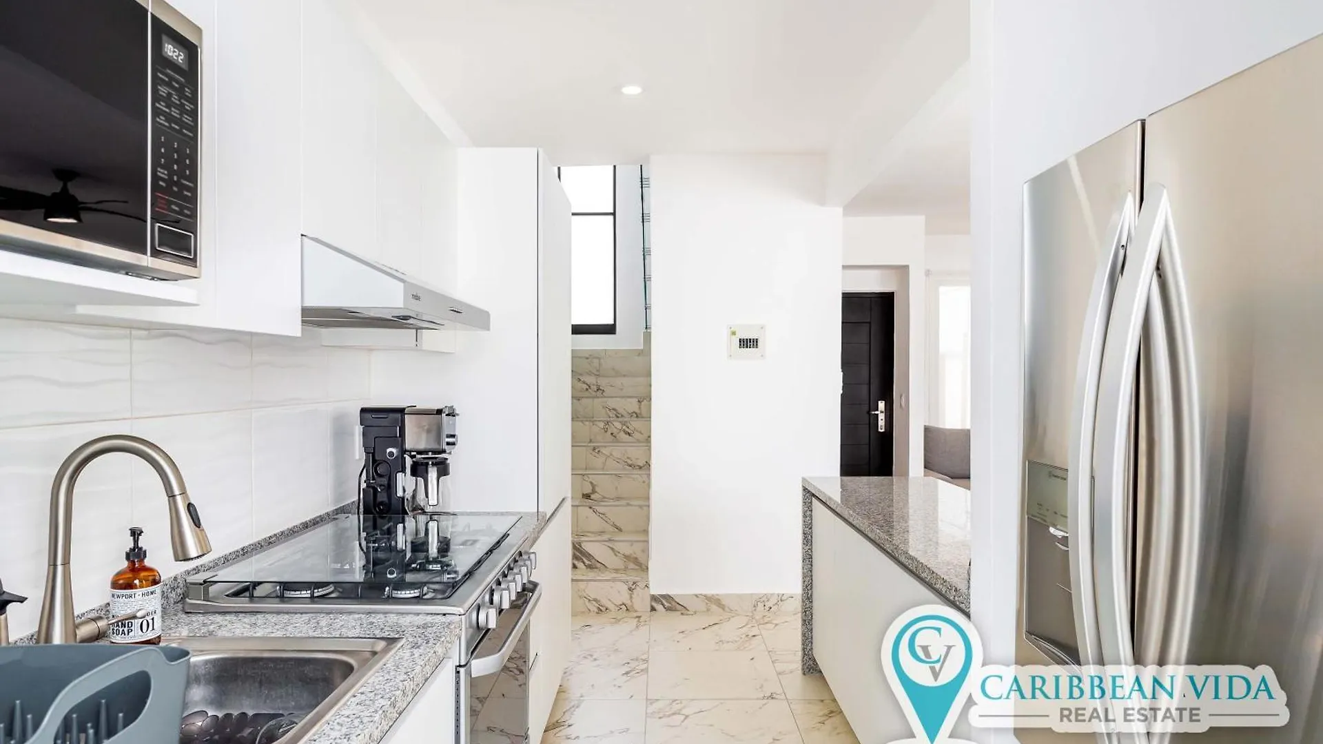 Stylish & Bright Contemporary 3Bd I Pool! Villa Playa del Carmen