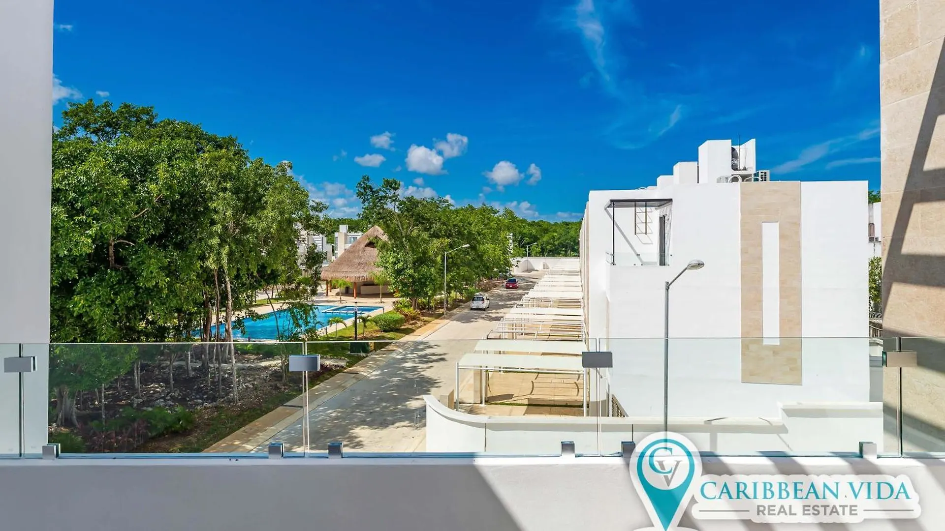 Stylish & Bright Contemporary 3Bd I Pool! Villa Playa del Carmen Mexico