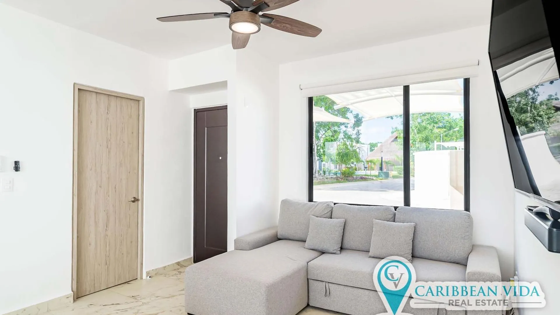 Stylish & Bright Contemporary 3Bd I Pool! Villa Playa del Carmen Holiday home